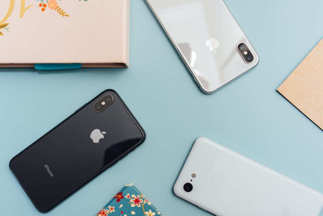 db体育app下载 APP 赛程与阵容界面示意
